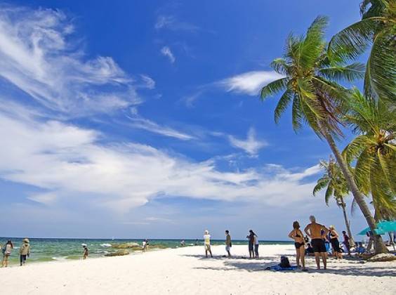Thailand华欣海滩.jpg