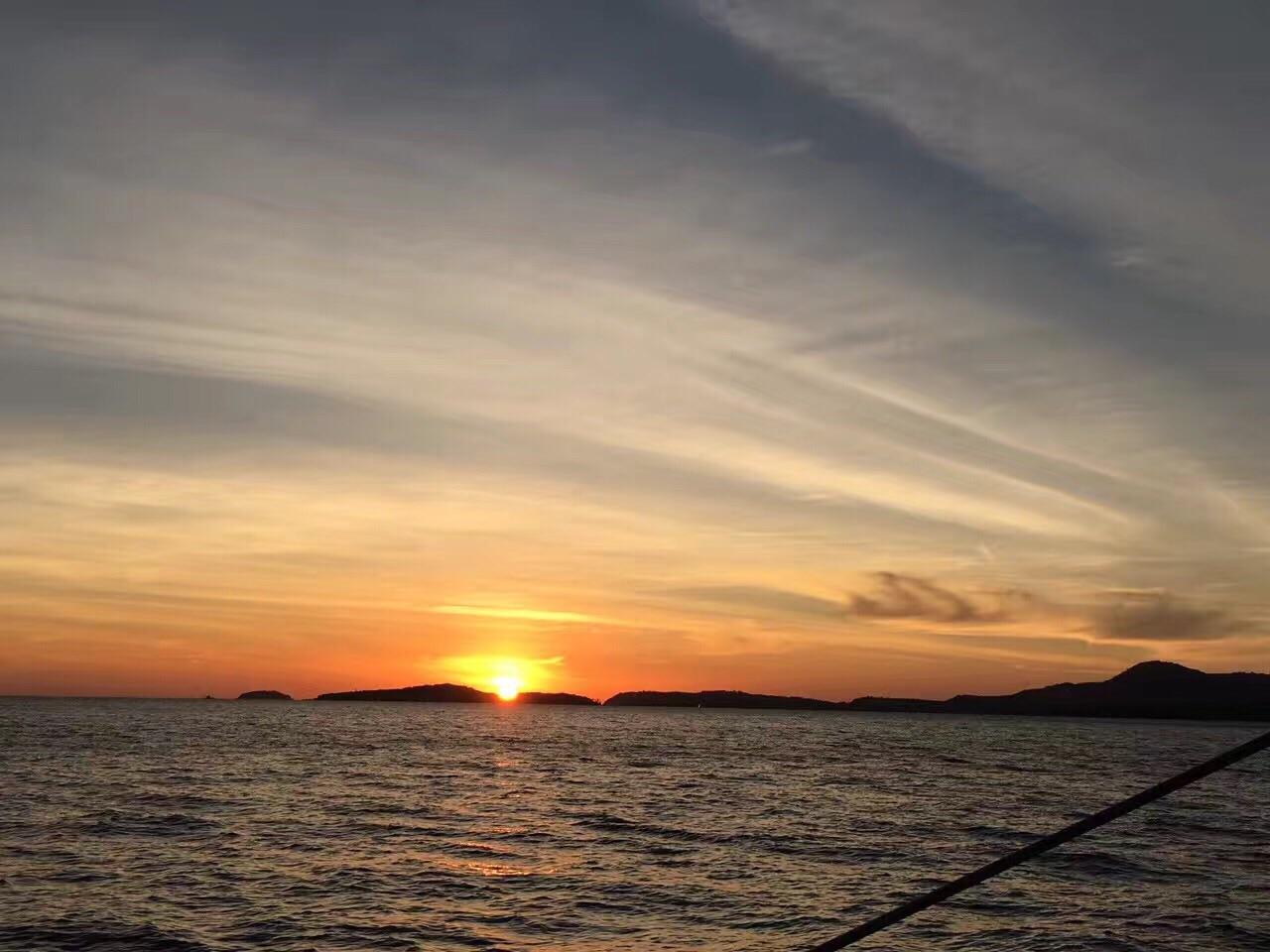 拉崴海滩.jpg