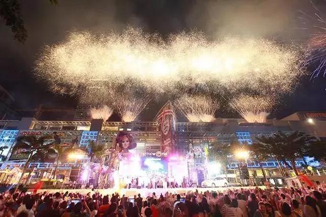 TOP 2 ——历年来的主战场曼谷Central World.jpg