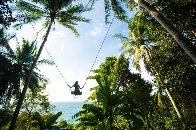 Rock Beach Swing 巨石海滩秋千.jpg