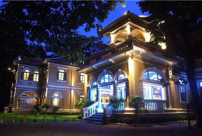 普吉岛蓝象餐厅2.png