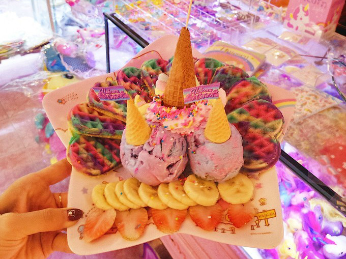 06 . Unicorn Cafe.jpg