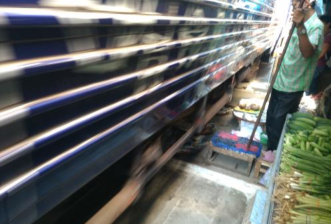 3、火车经过市场时间.png