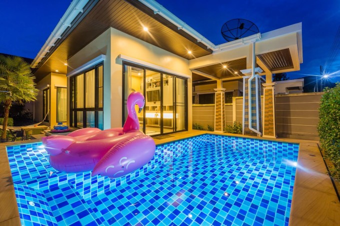 INS风最爱 Pool villa of Love.jpg