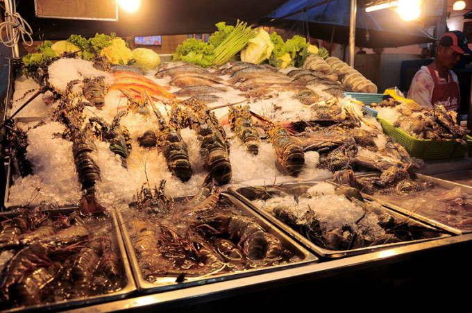 04 去夜市上吃一顿海鲜盛宴.jpg